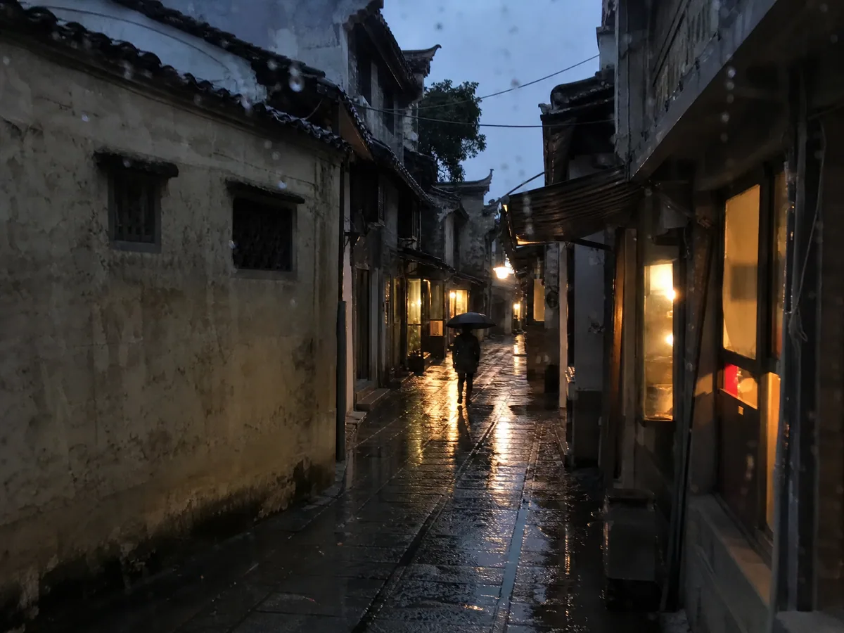 街拍组14号:黄昏路口的那一作品图3·每日大赛参赛作品